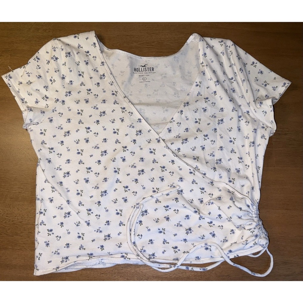 Hollister Must-Have Collection Baby Tee Floral Faux Wrap Side Cinch Top Large